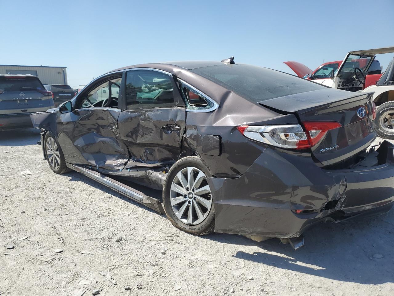 5NPE34AF5FH229566 2015 Hyundai Sonata Sport