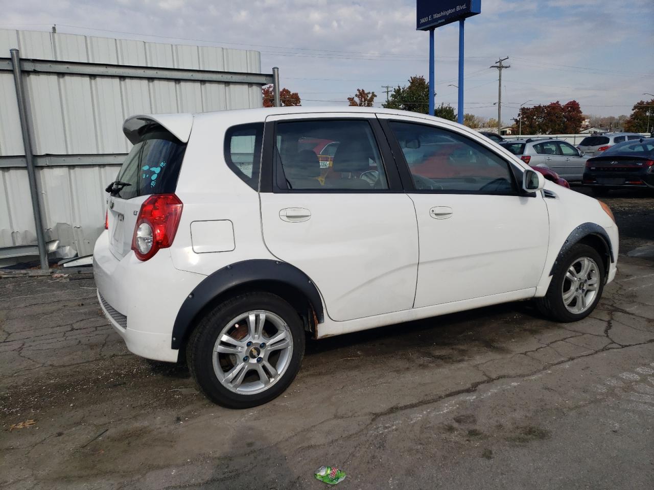 2010 Chevrolet Aveo - Image 3
