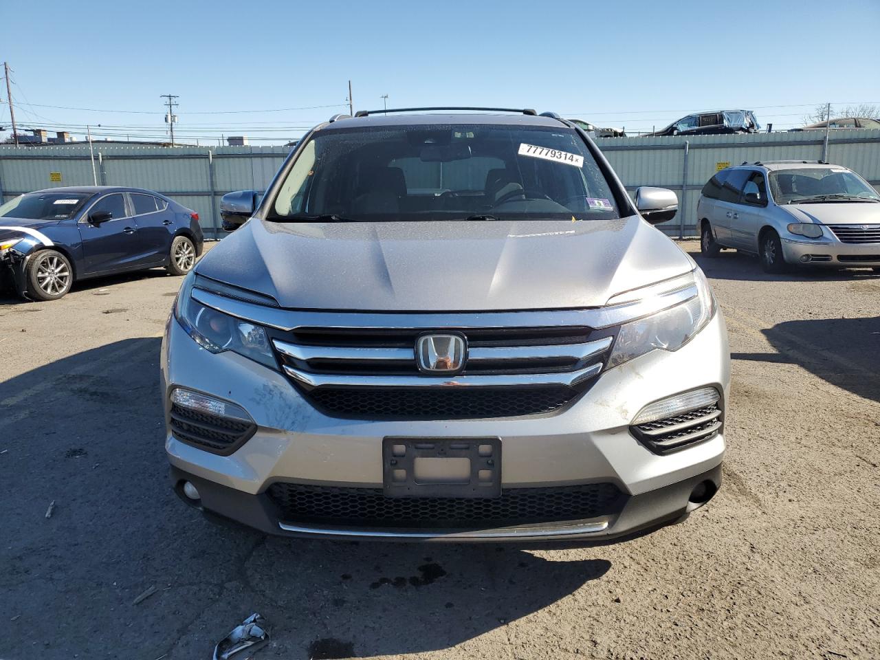 5FNYF6H92GB068979 2016 Honda Pilot Touring