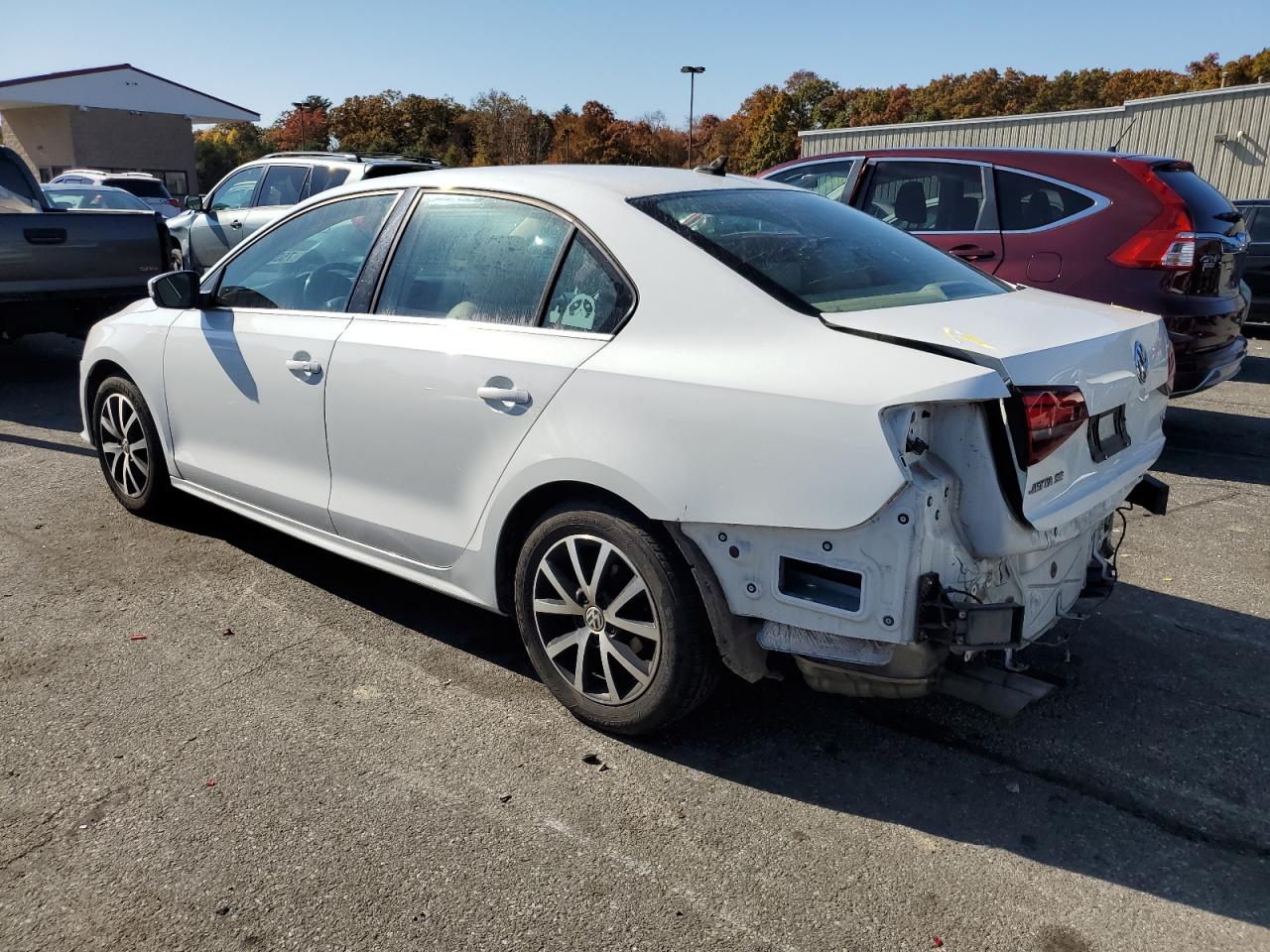 2017 Volkswagen Jetta - Image 2