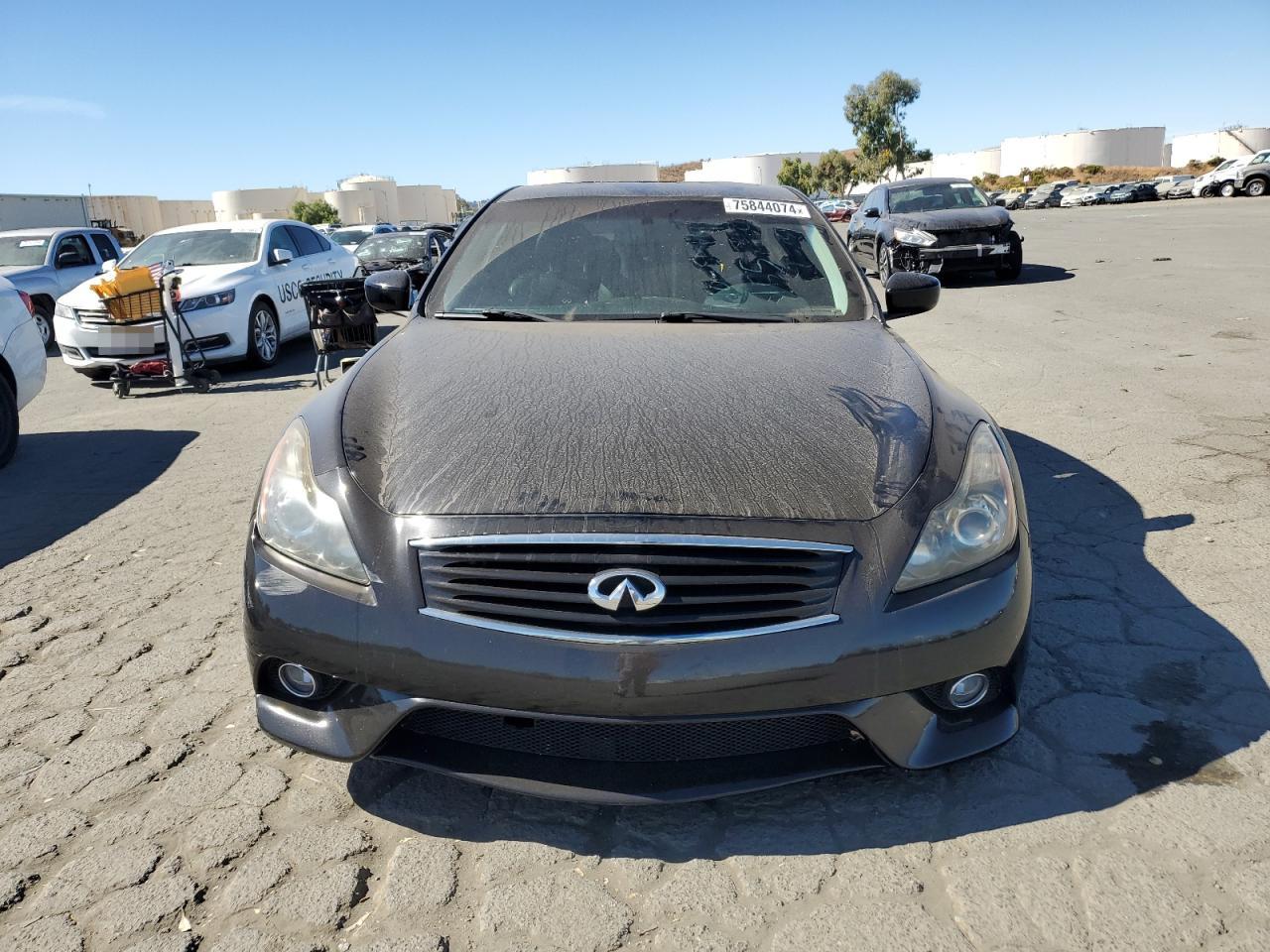 2011 Infiniti G37 Base VIN: JN1CV6EK2BM210691 Lot: 75844074