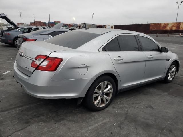 Седаны FORD TAURUS 2012 Серебристый