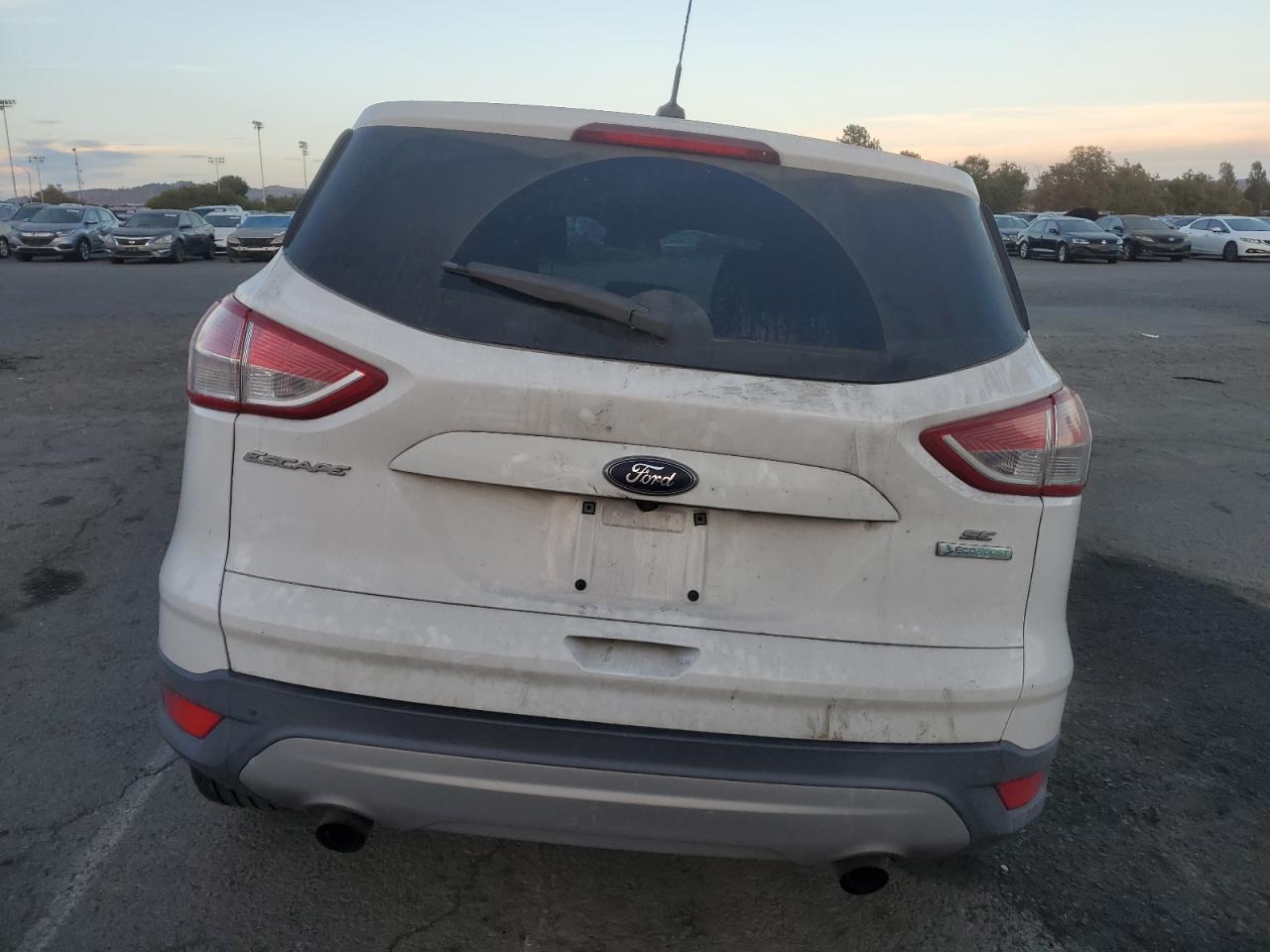 1FMCU0G9XGUB61752 2016 Ford Escape Se