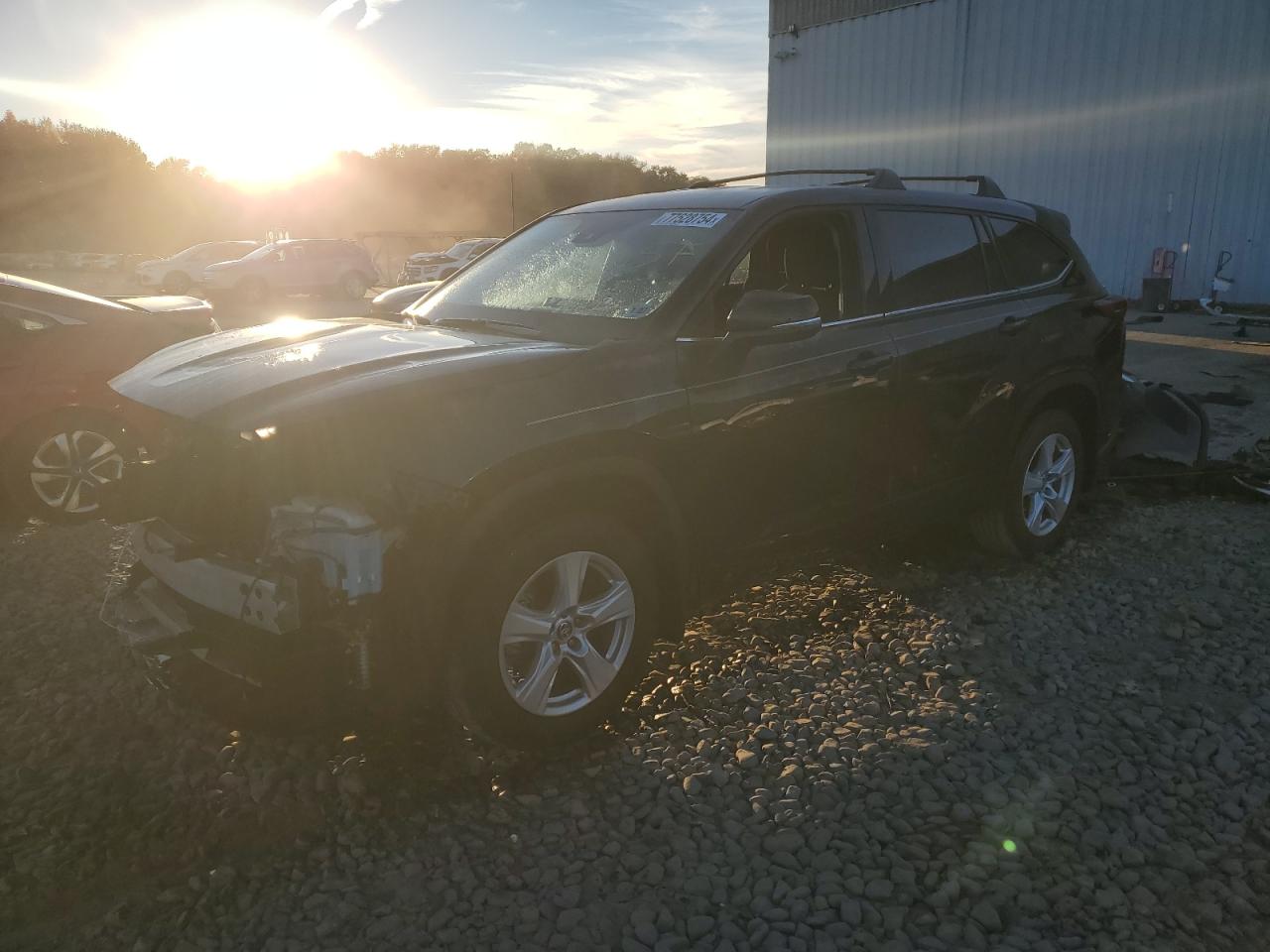 2022 Toyota Highlander - Image 1