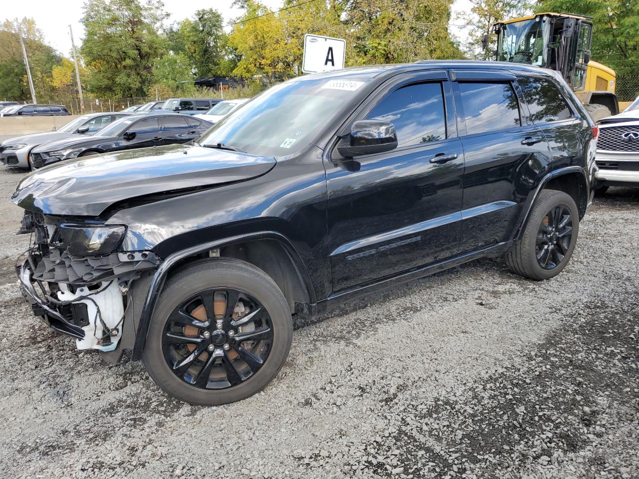 1C4RJFAG9LC284878 2020 Jeep Grand Cherokee Laredo