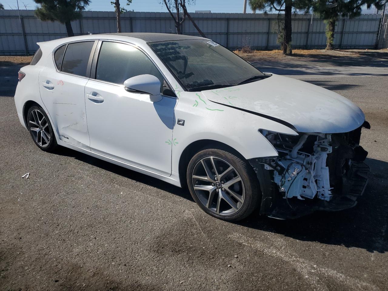 2014 Lexus CT - Image 4