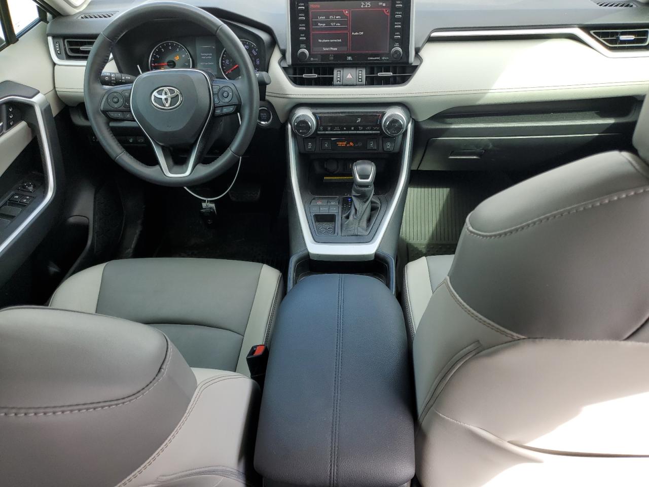 2021 Toyota RAV 4 - Image 8