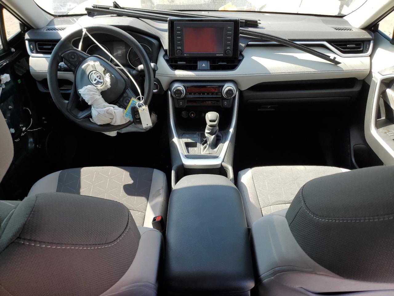 2022 Toyota RAV 4 - Image 8