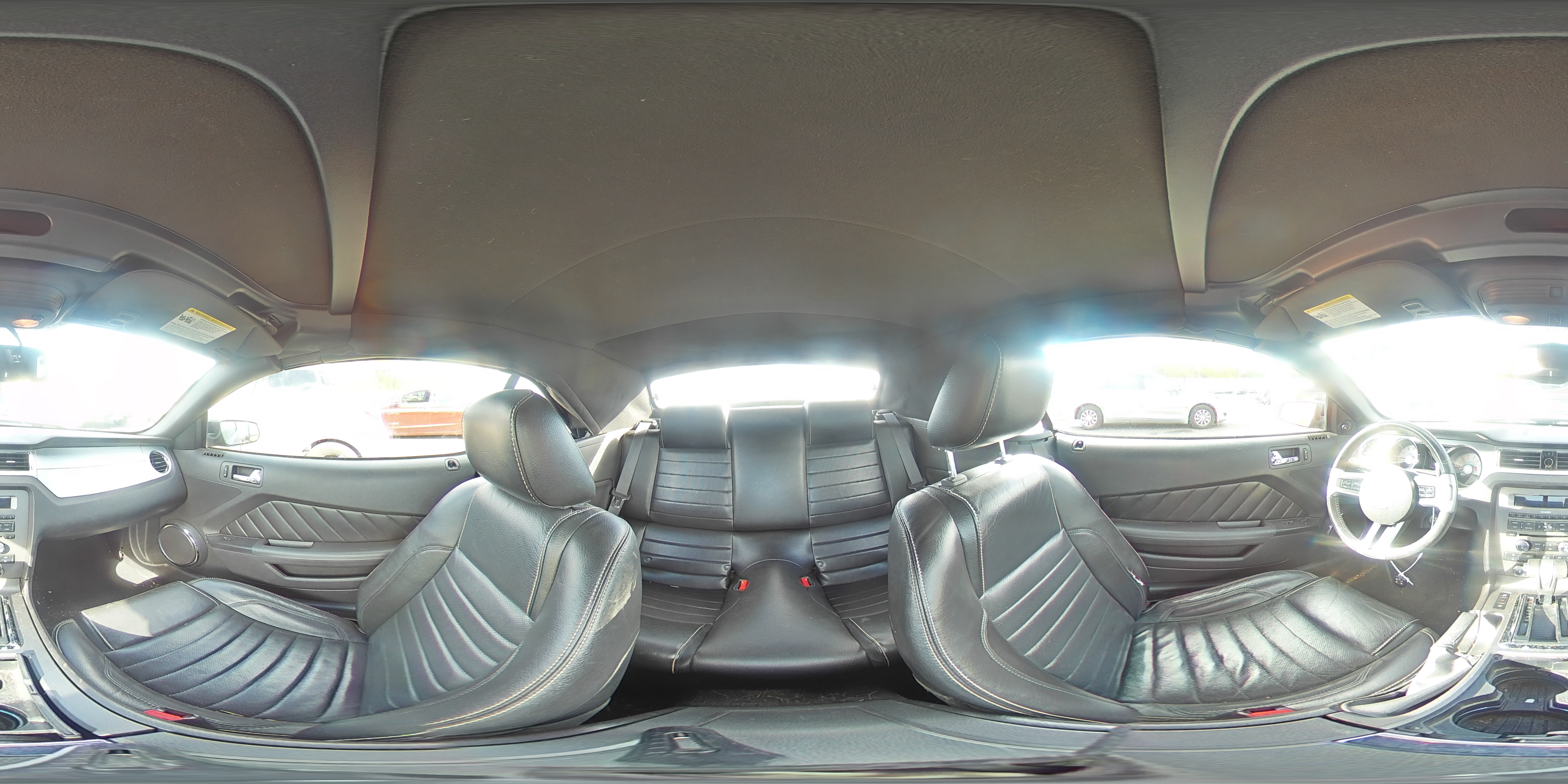 2010 Ford Mustang - Image 13