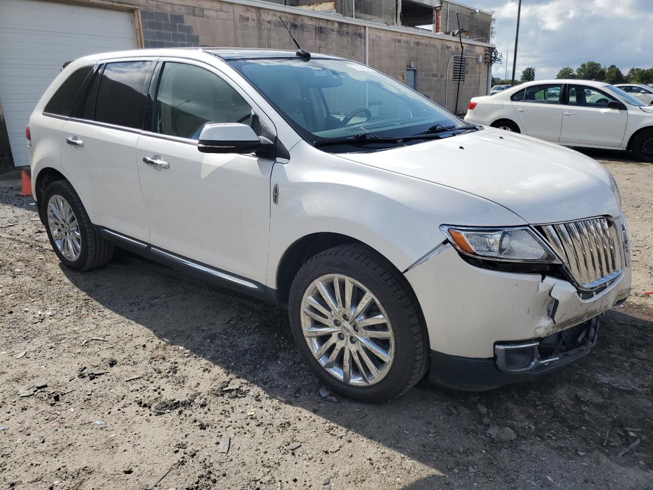 2013 Lincoln MKX - Image 4