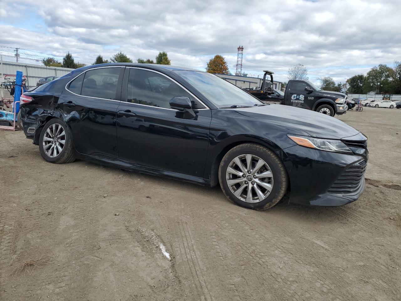 VIN JTNB11HK4J3031832 2018 TOYOTA CAMRY no.4