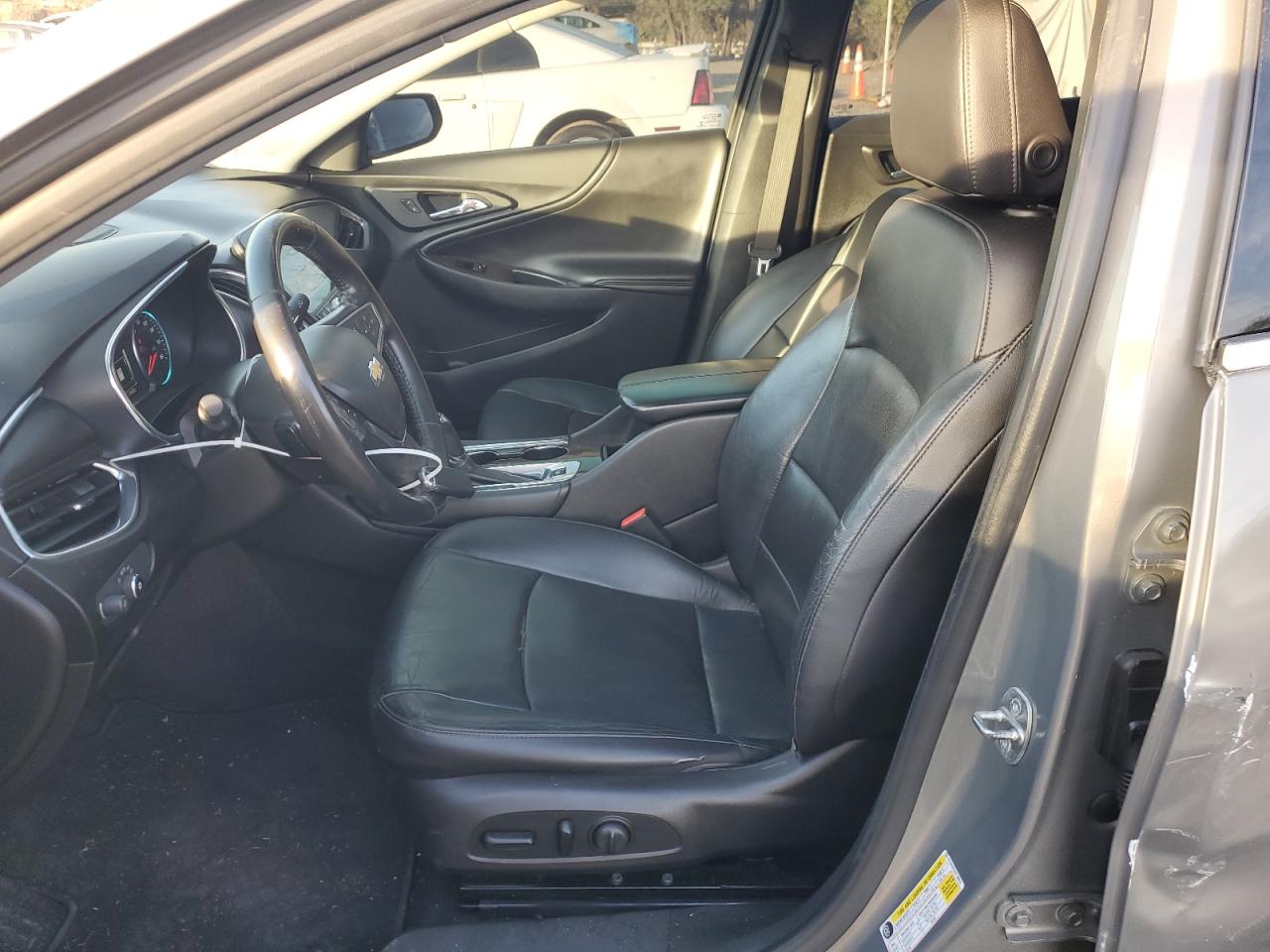 2017 Chevrolet Malibu - Image 7