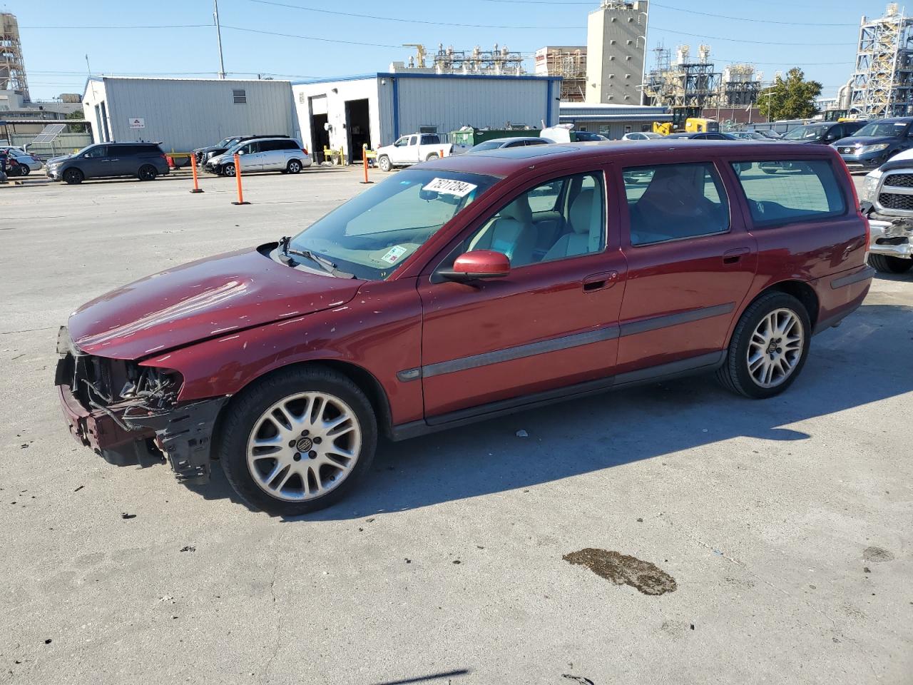 2004 Volvo V70 - Image 1