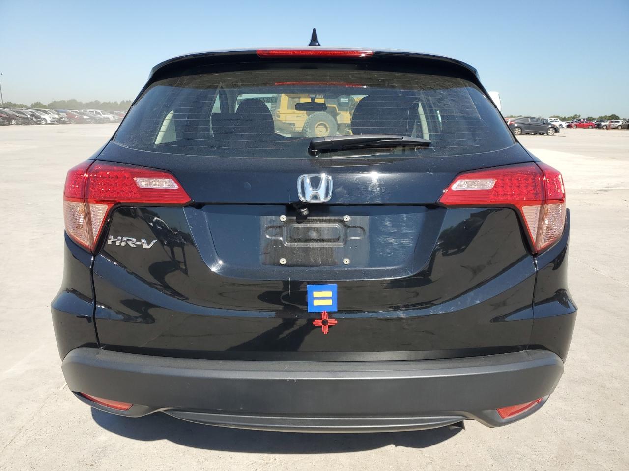 3CZRU5H39HM700724 2017 Honda Hr-V Lx