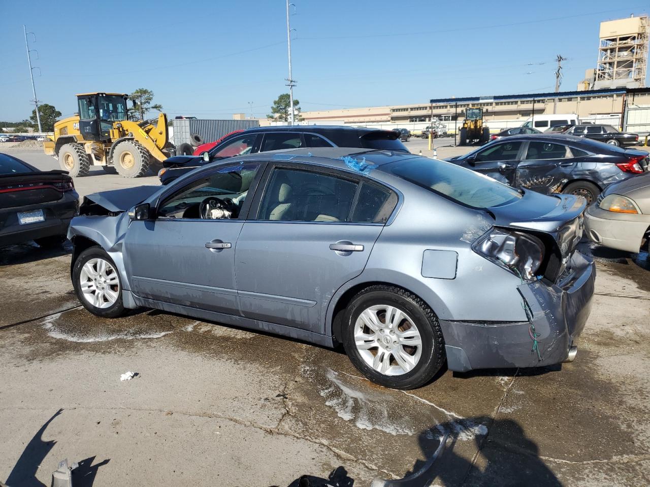 2010 Nissan Altima - Image 2