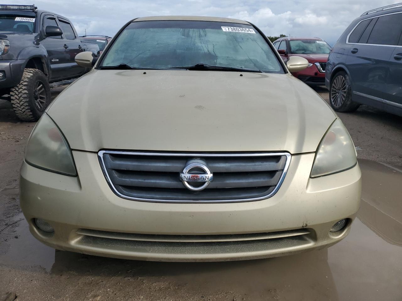 2004 Nissan Altima - Image 5