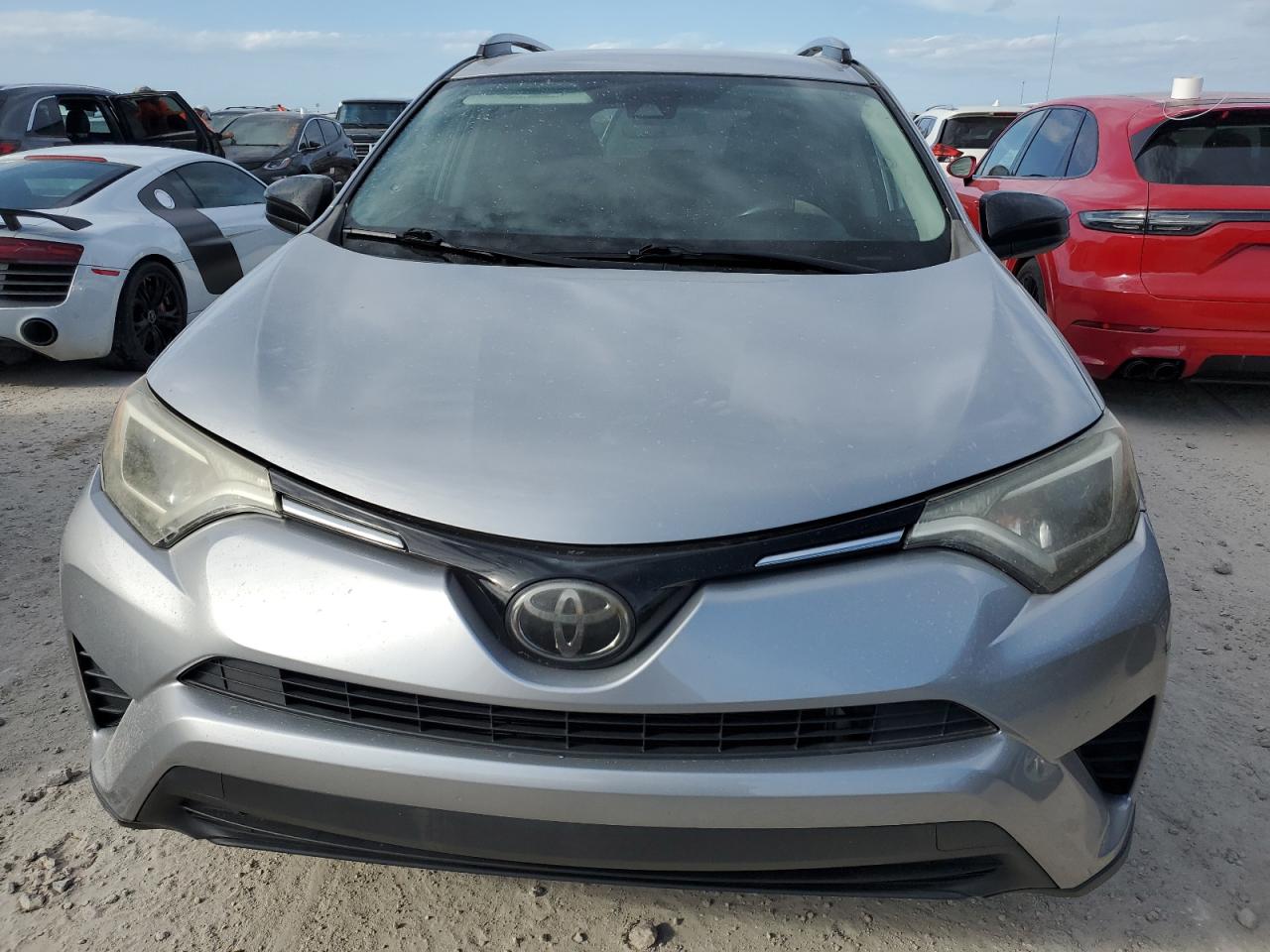 2017 Toyota RAV 4 - Image 5