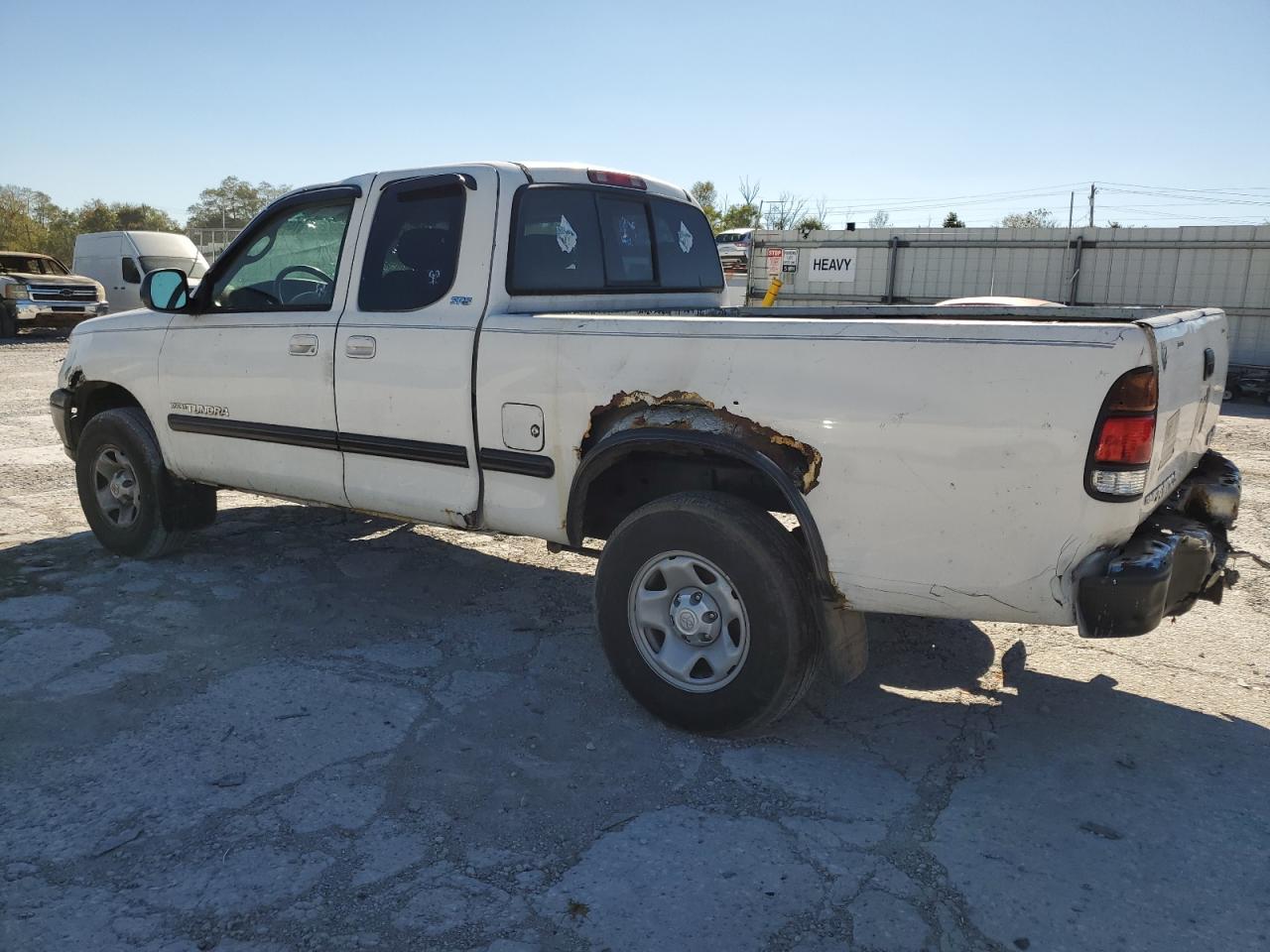 2000 Toyota Tundra Access Cab VIN: 5TBBT4419YS110895 Lot: 74693504