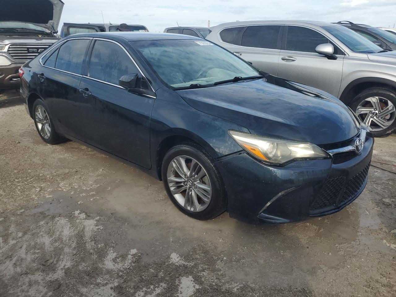 2017 Toyota Camry - Image 4