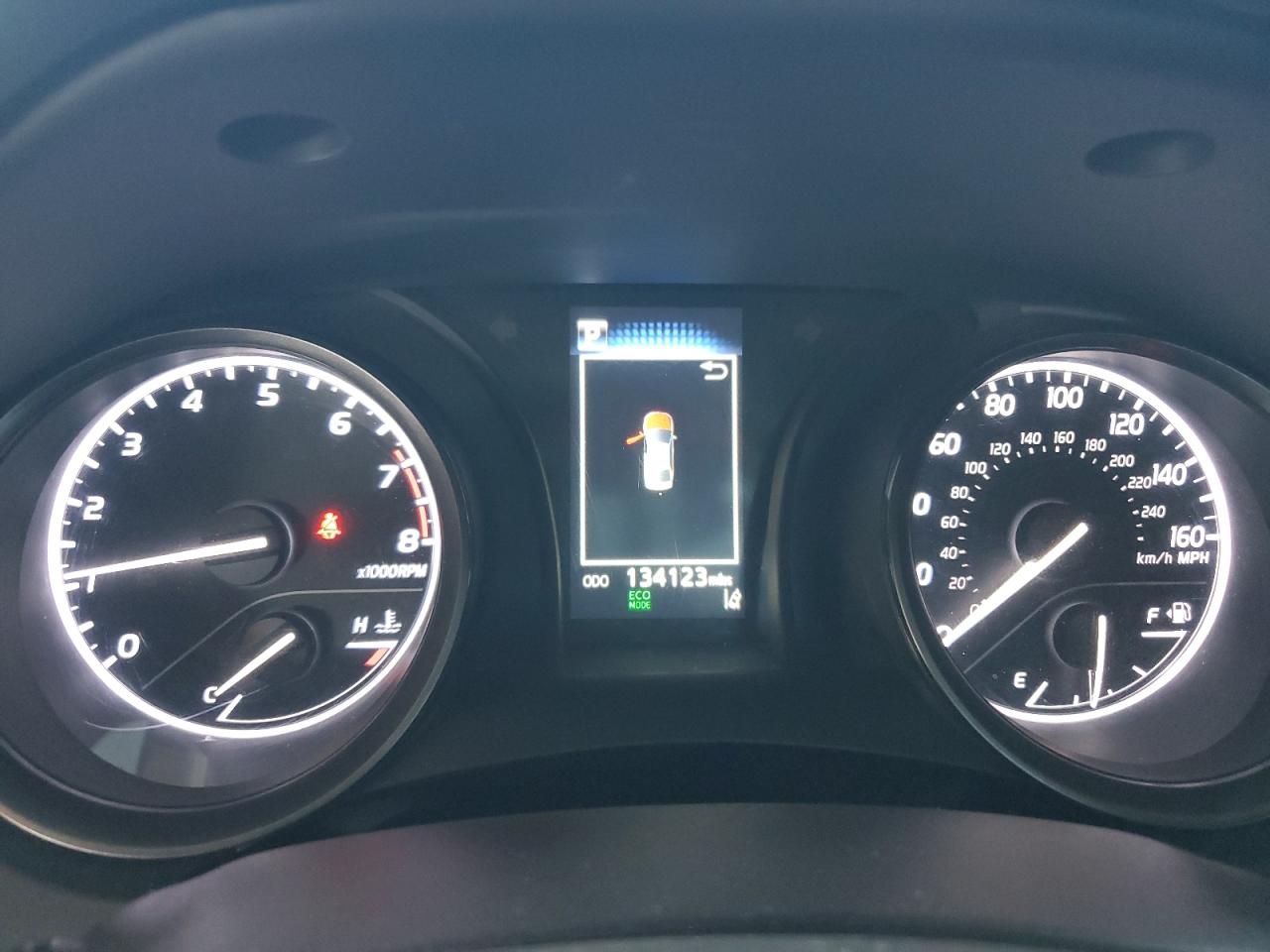 2022 Toyota Camry - Image 9