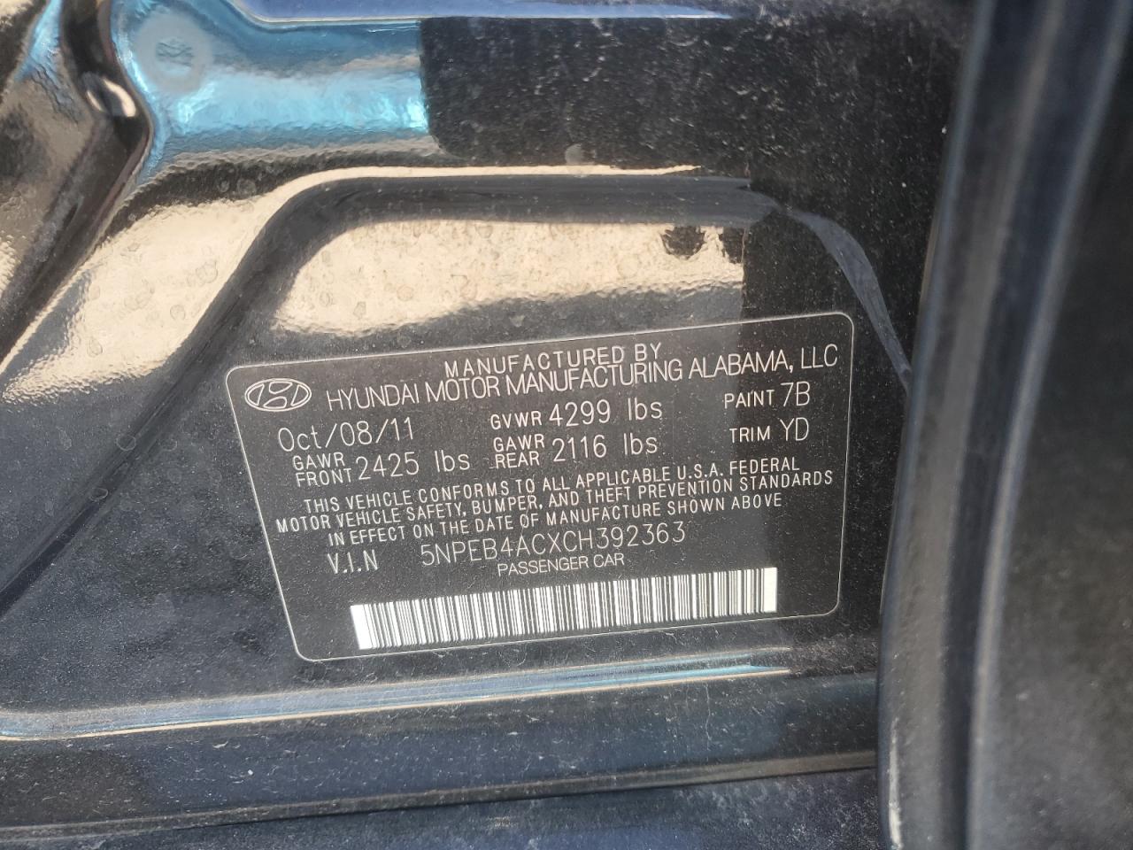 2012 Hyundai Sonata - Image 13