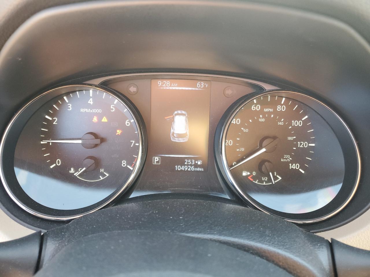 2017 Nissan Rogue - Image 9