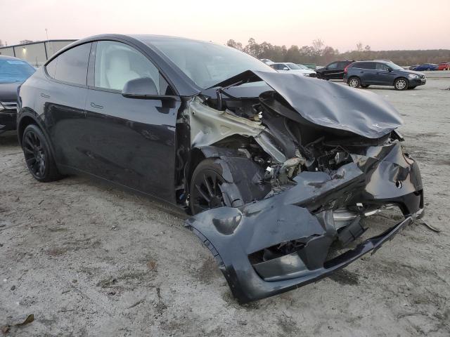  TESLA MODEL Y 2024 Серый