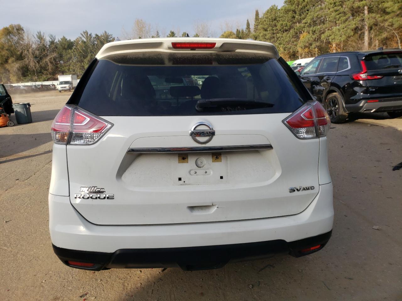 VIN KNMAT2MV4GP711747 2016 NISSAN ROGUE no.6