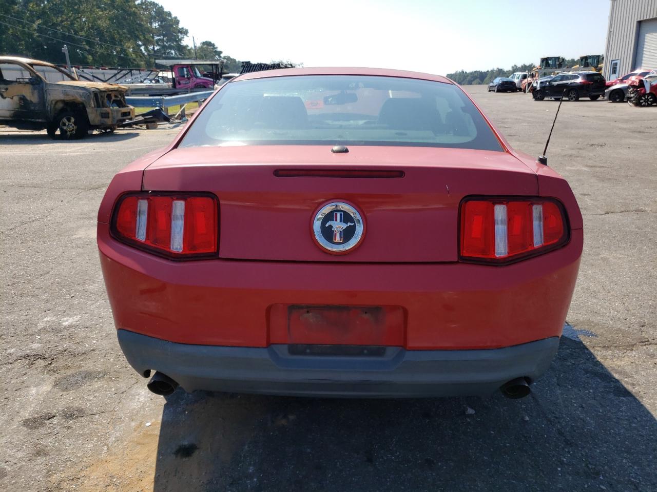 2011 Ford Mustang VIN: 1ZVBP8AM8B5166158 Lot: 75324394