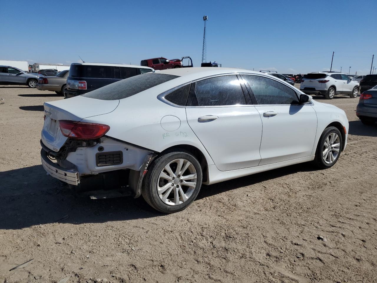 2016 Chrysler 200 - Image 3