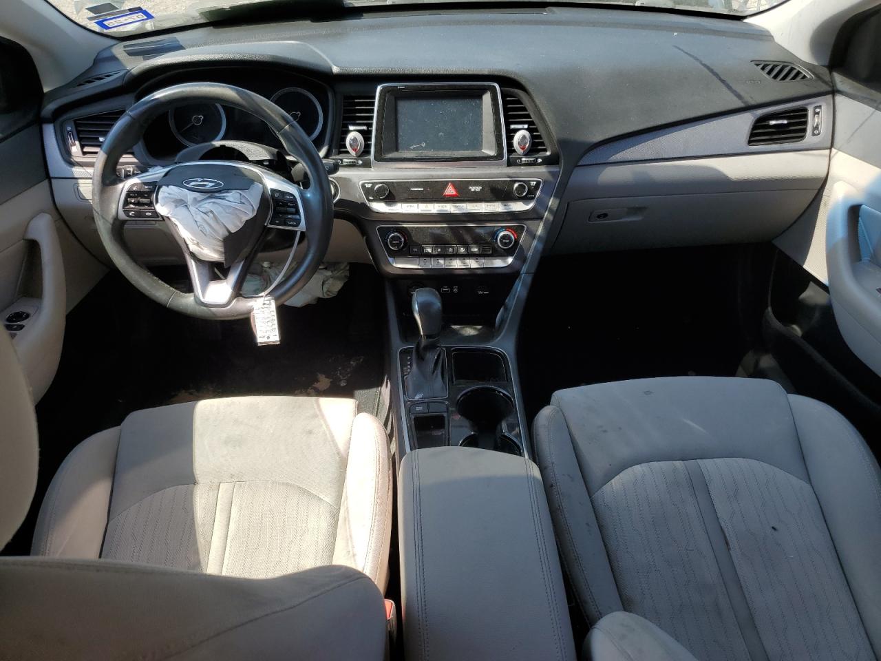 2019 Hyundai Sonata - Image 8