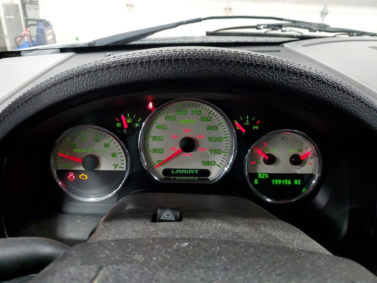 2004 Ford F-150 - Image 9