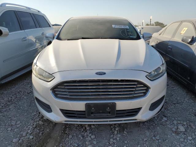 Седани FORD FUSION 2016 Білий