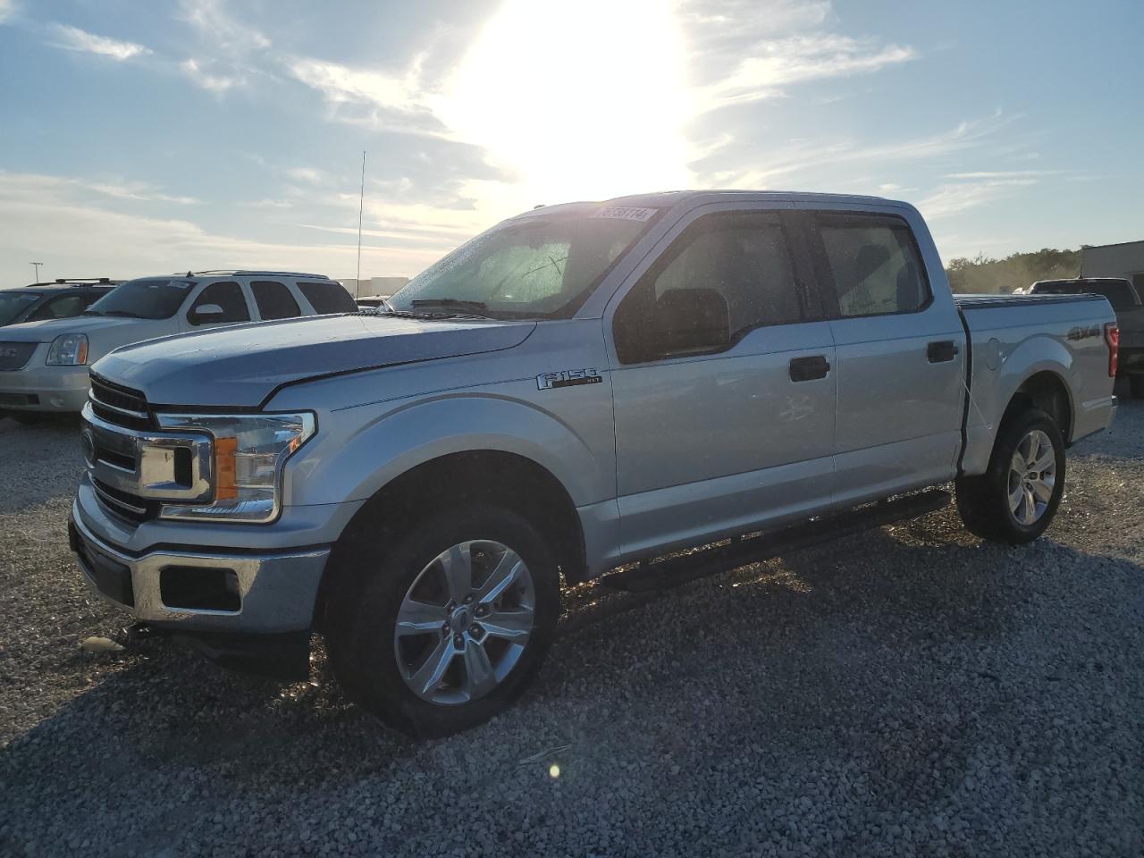 VIN 1FTEW1E54JFC80860 2018 FORD F-150 no.1