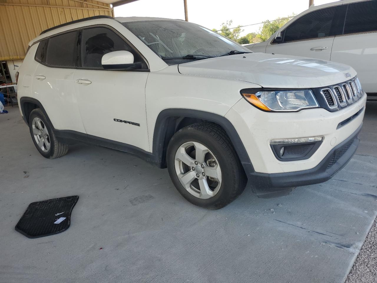 VIN 3C4NJCBB7MT576938 2021 JEEP COMPASS no.4