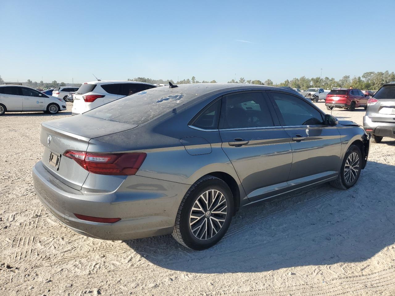 2021 Volkswagen Jetta - Image 3