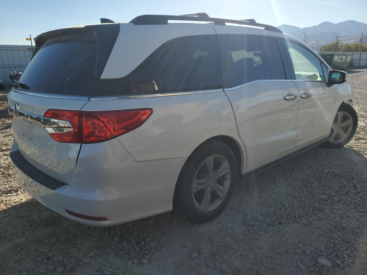 2020 Honda Odyssey - Image 3