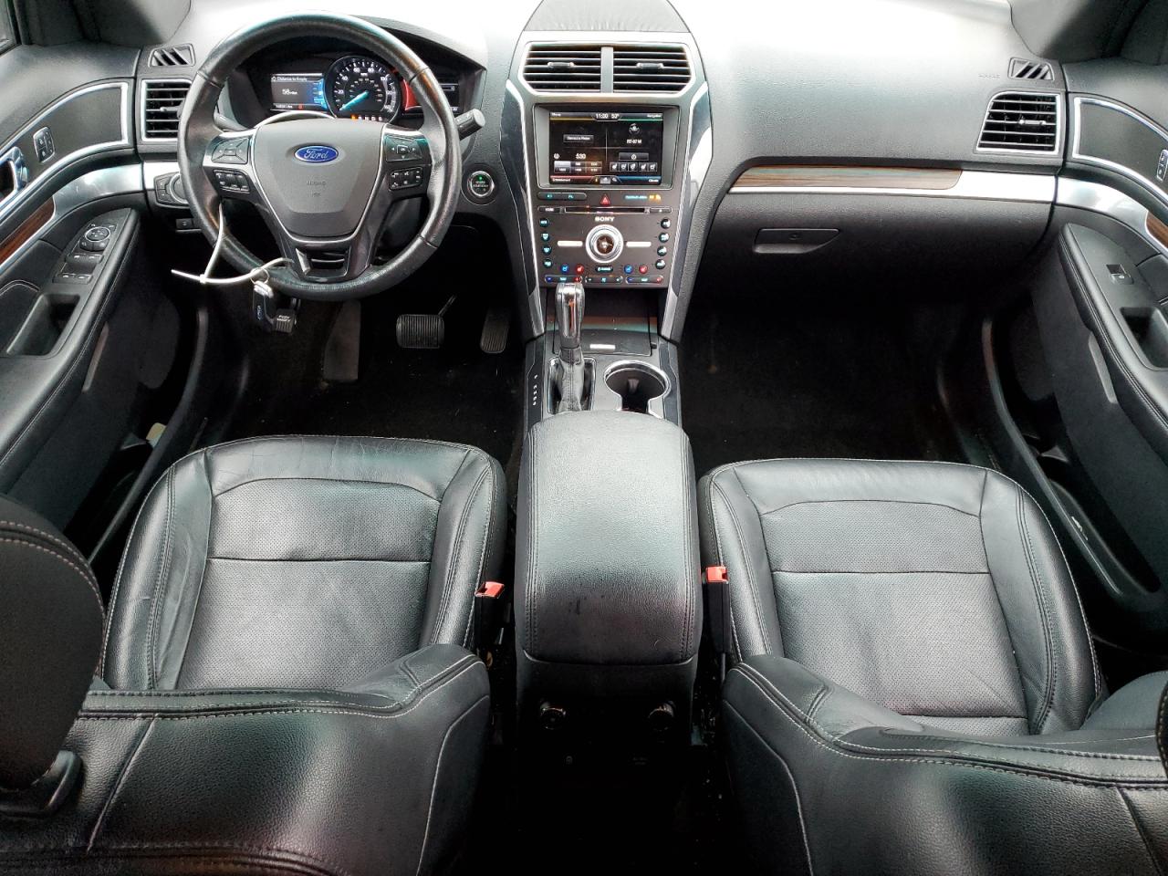 2016 Ford Explorer - Image 8
