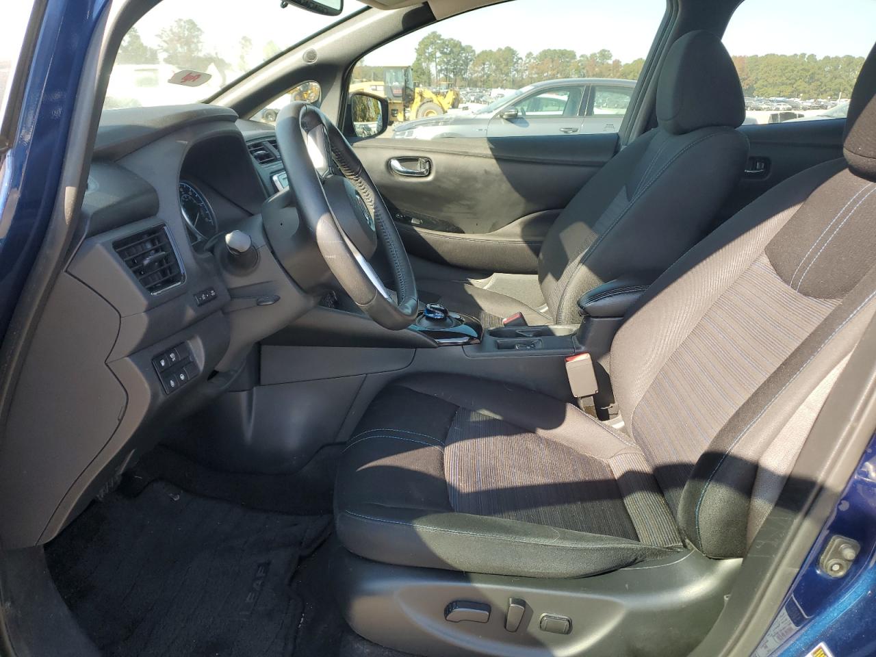 2019 Nissan Leaf - Image 7