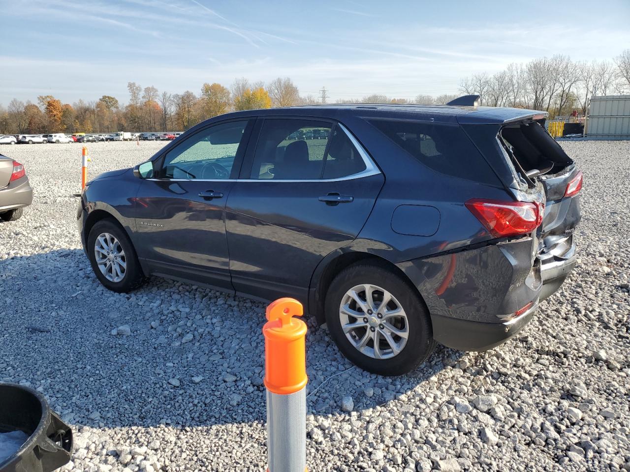 2018 Chevrolet Equinox - Image 2