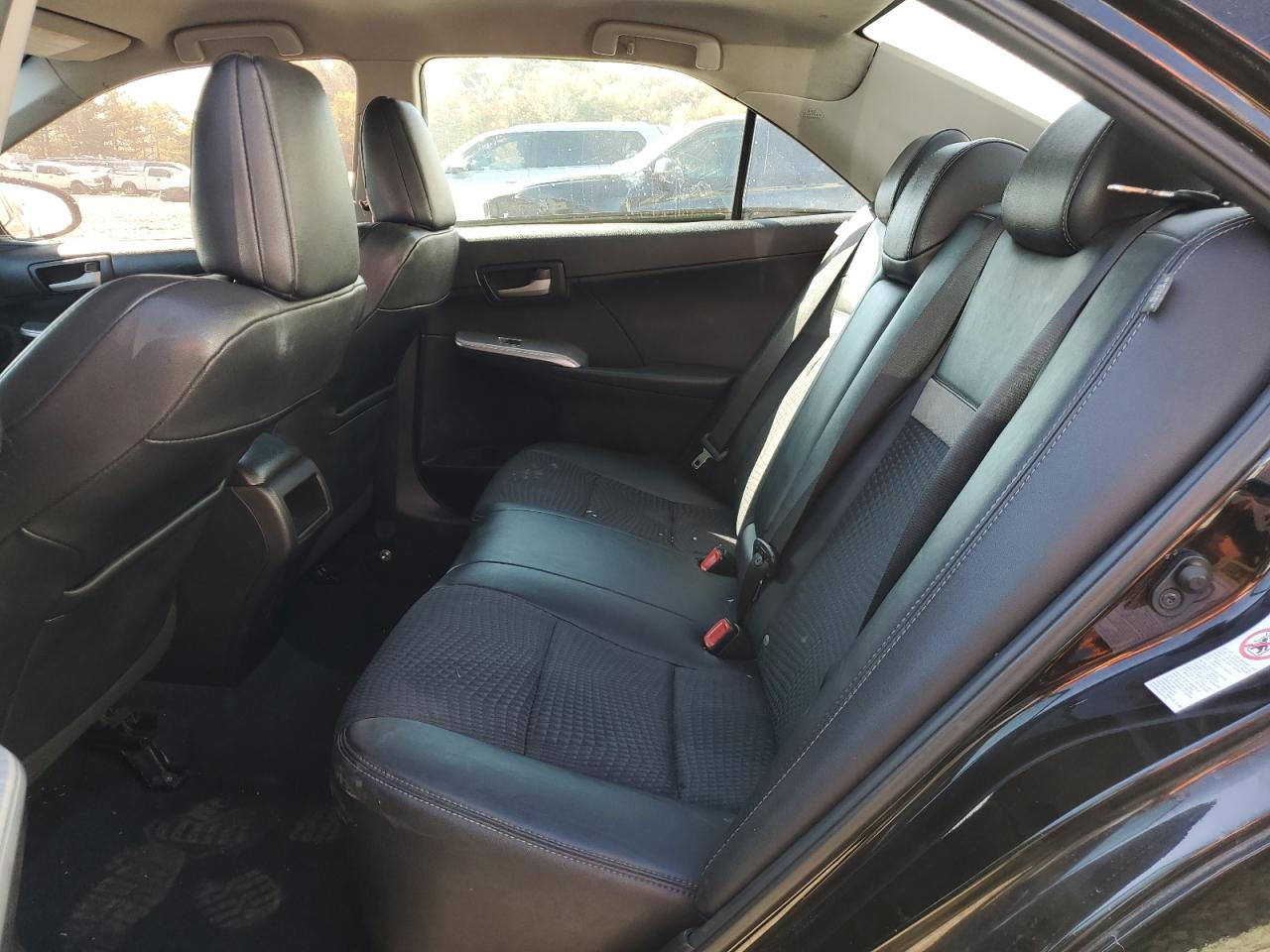 2012 Toyota Camry - Image 10