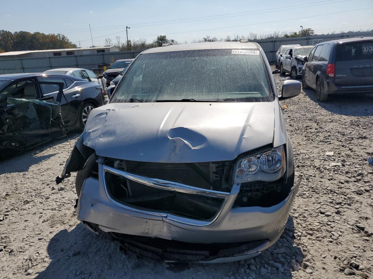 VIN 2C4RC1BG0GR268738 2016 CHRYSLER MINIVAN no.5