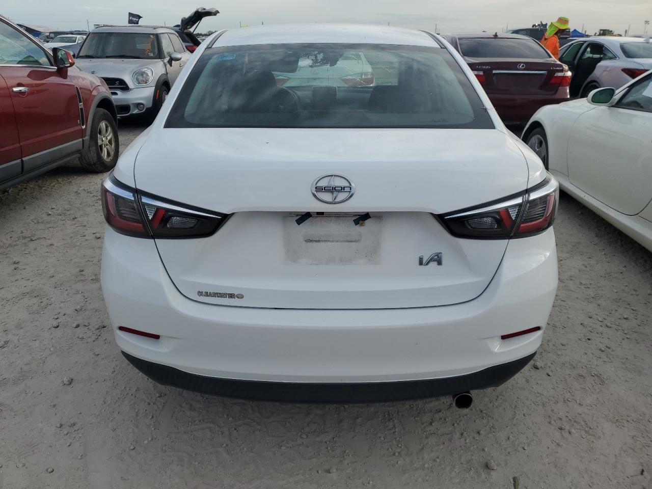 3MYDLBZV5GY134474 2016 Toyota Scion Ia