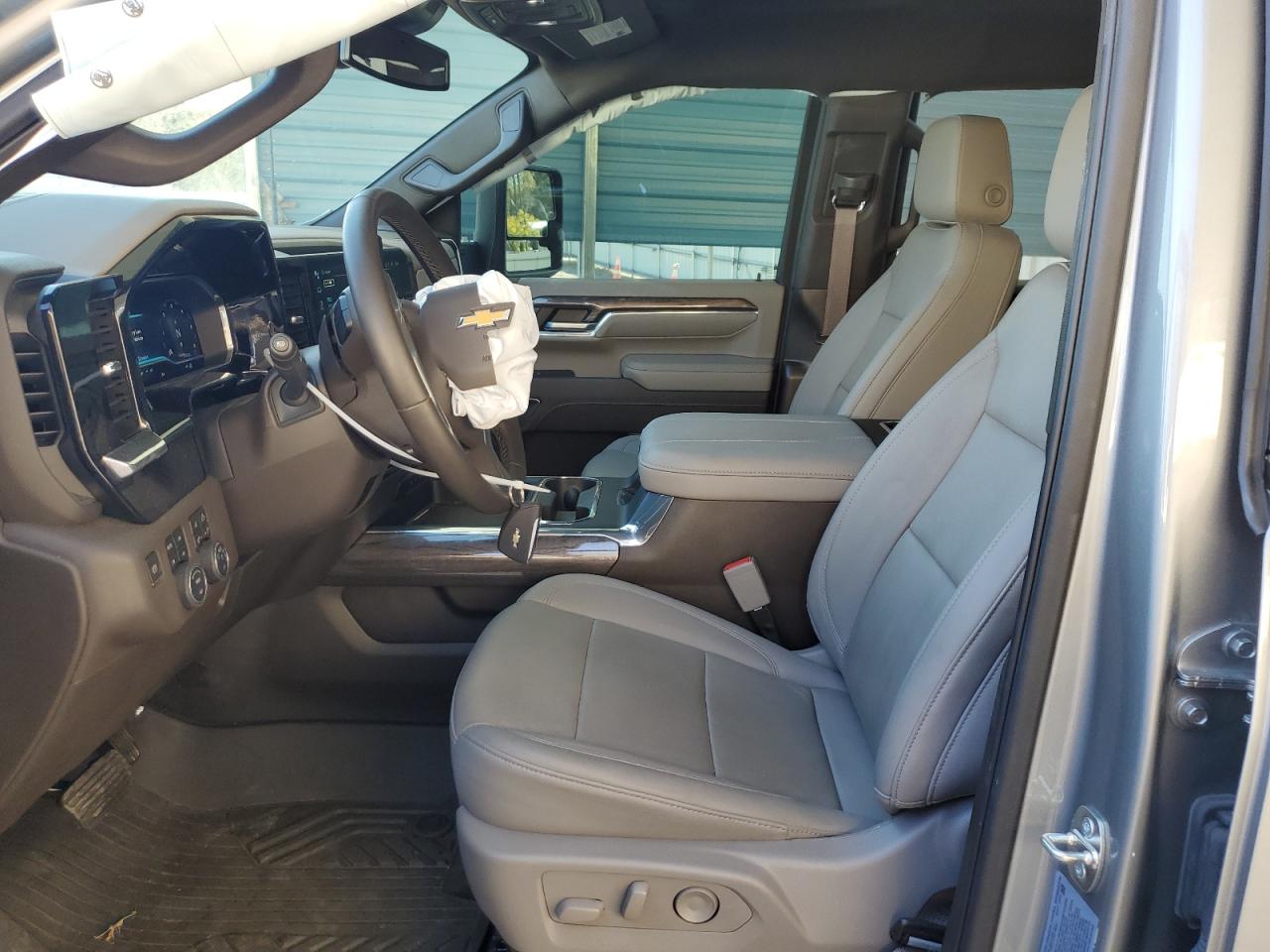 2024 Chevrolet Silverado - Image 7