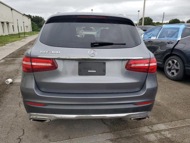  MERCEDES-BENZ GLC-CLASS 2018 Szary