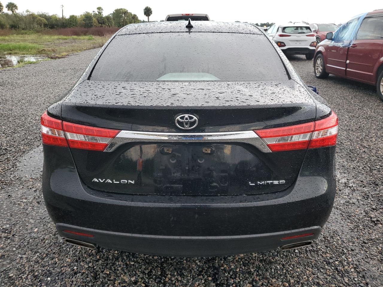 2013 Toyota Avalon - Image 6