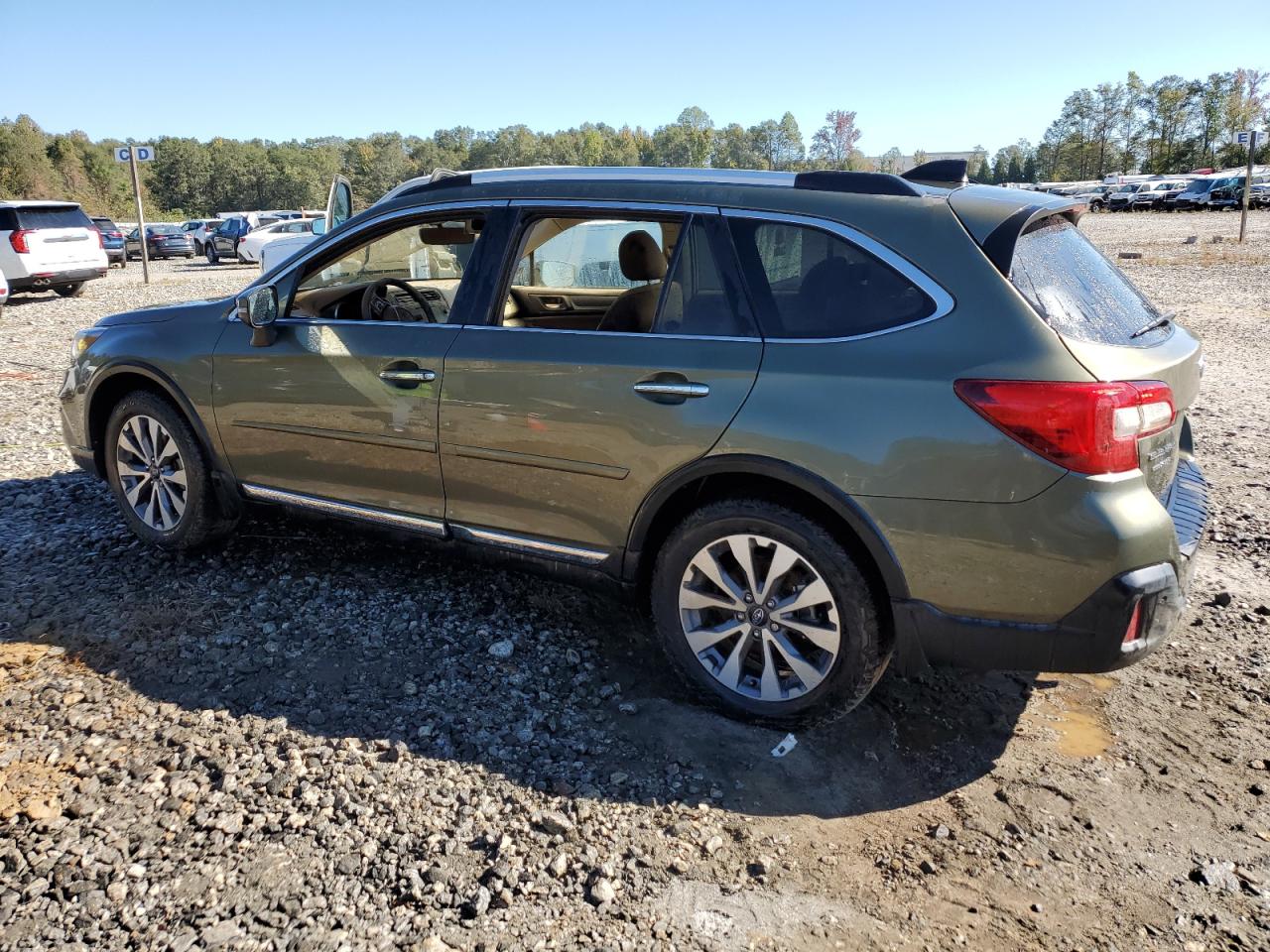 VIN 4S4BSETC8J3345648 2018 SUBARU OUTBACK no.2