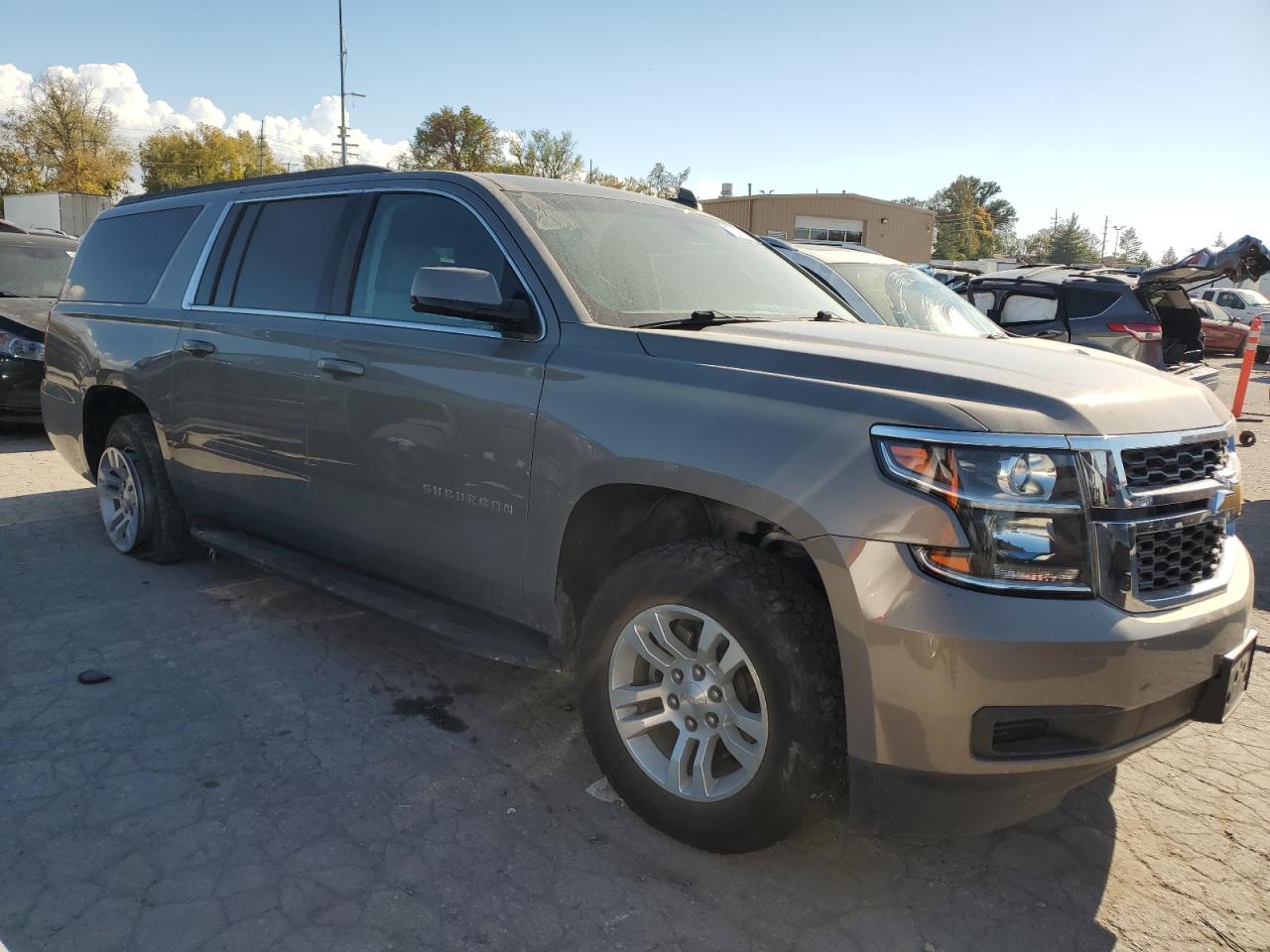 2018 Chevrolet Suburban - Image 4