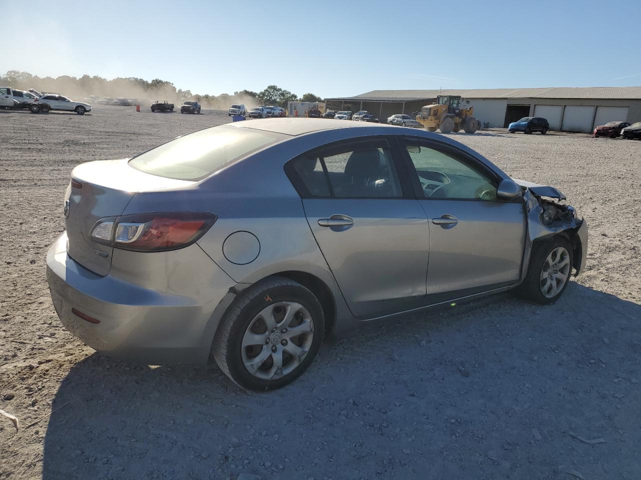 2013 Mazda 3 - Image 3
