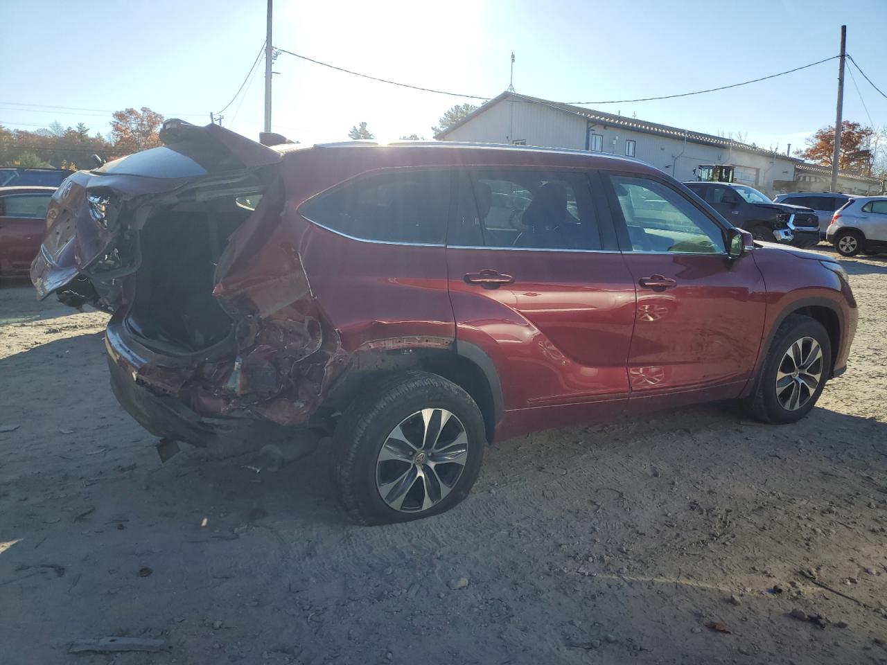 2021 Toyota Highlander - Image 3